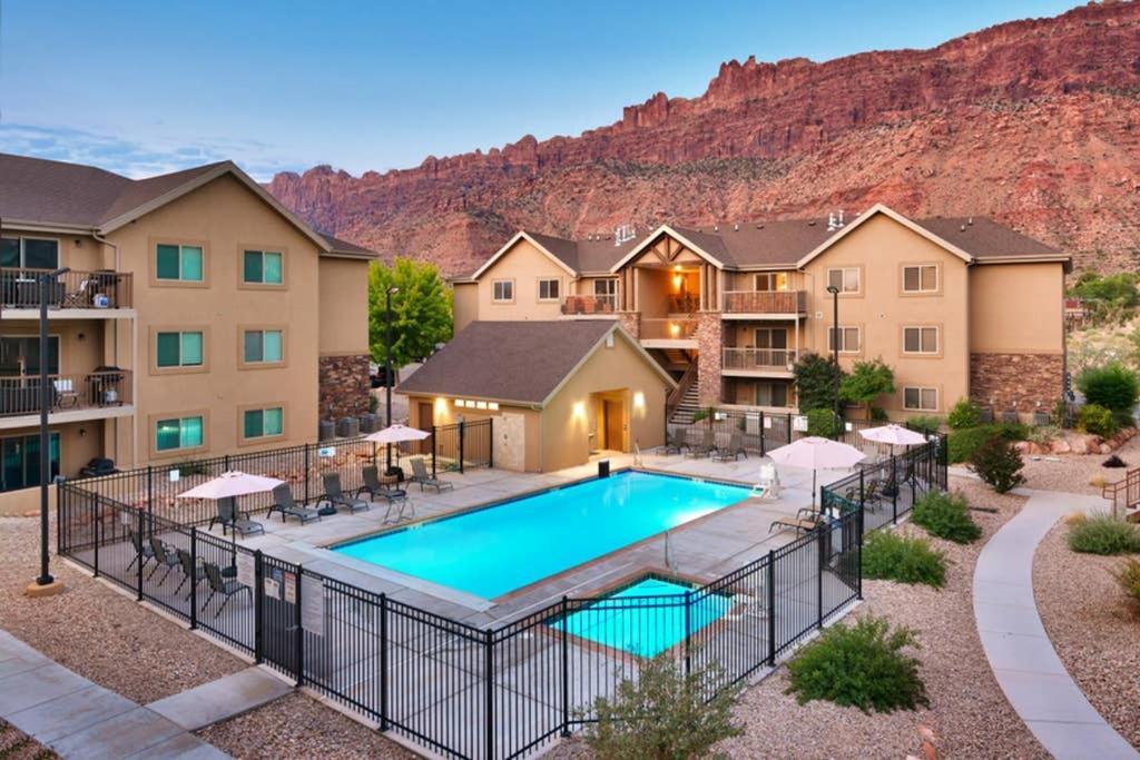 5C Sweet Redcliff Condo, Pool & Hot Tub Moab Zewnętrze zdjęcie